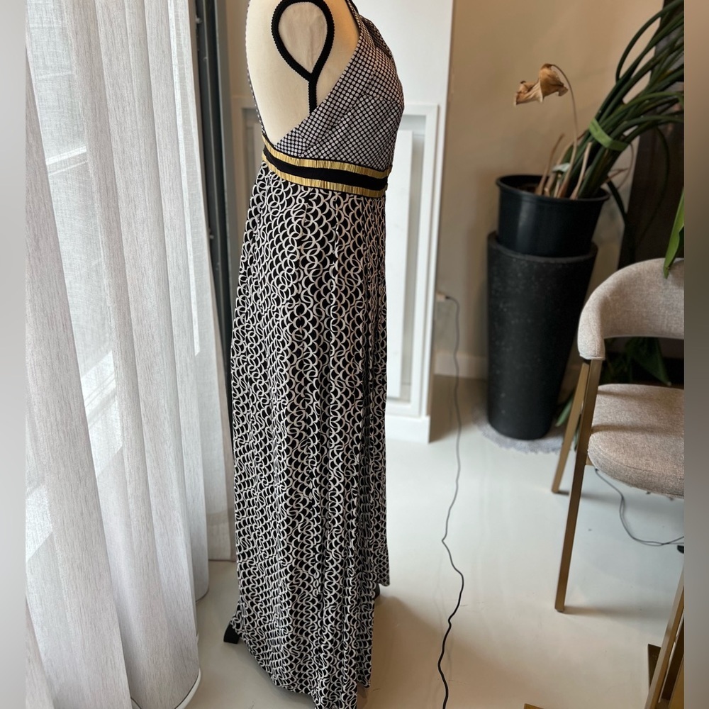 Sass and Bide MultI Layer Halter Dress with Gold detailing - Picture 6 of 11